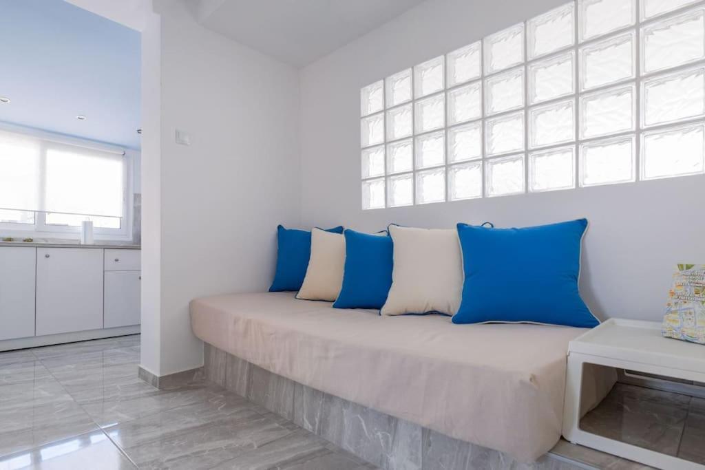 Flowery Penthouse In City Centre Of Thessaloniki Exterior photo