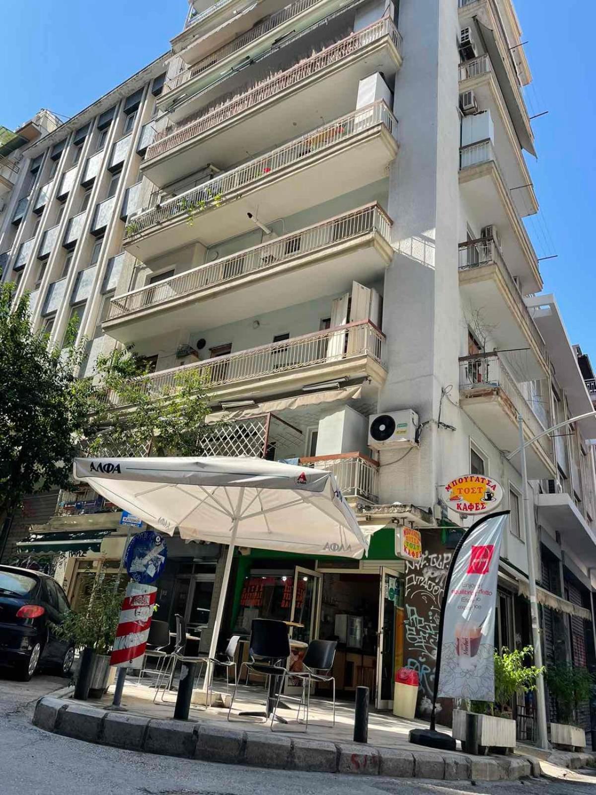 Flowery Penthouse In City Centre Of Thessaloniki Exterior photo