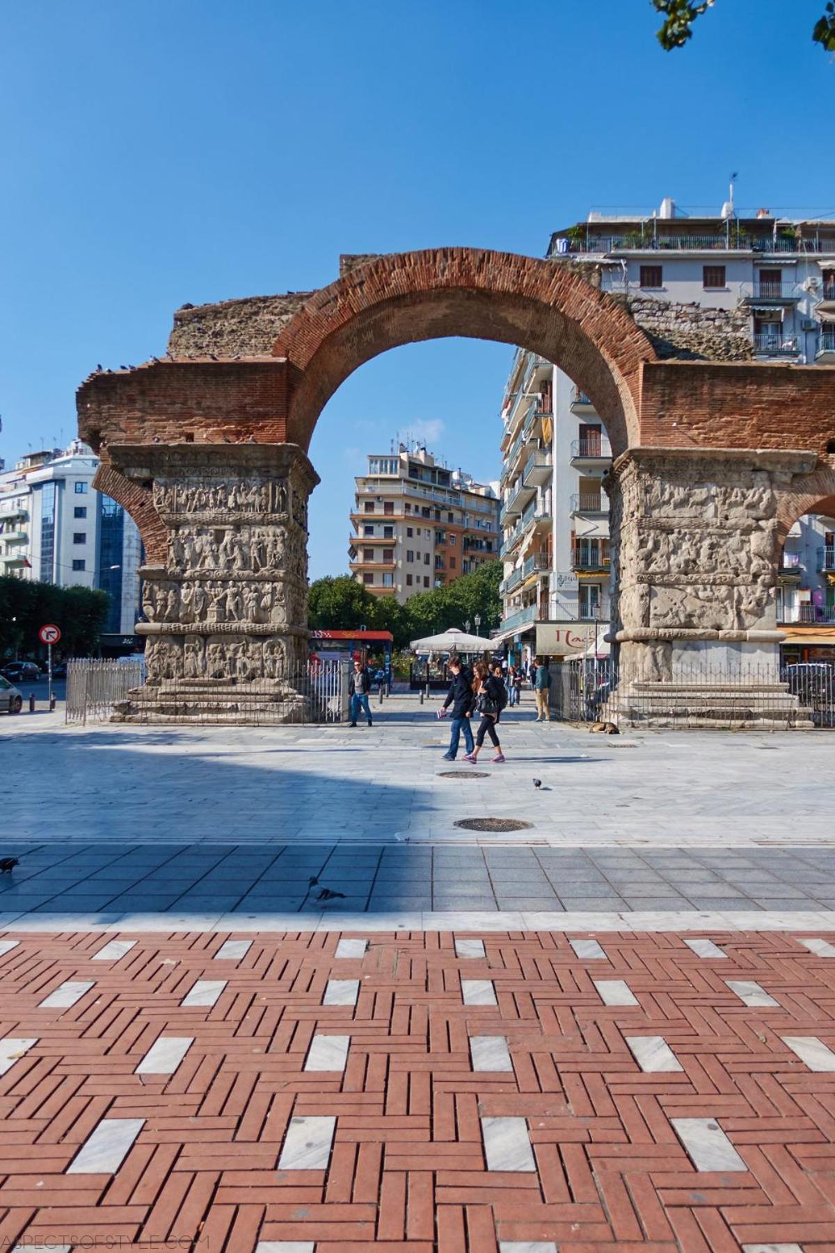 Flowery Penthouse In City Centre Of Thessaloniki Exterior photo